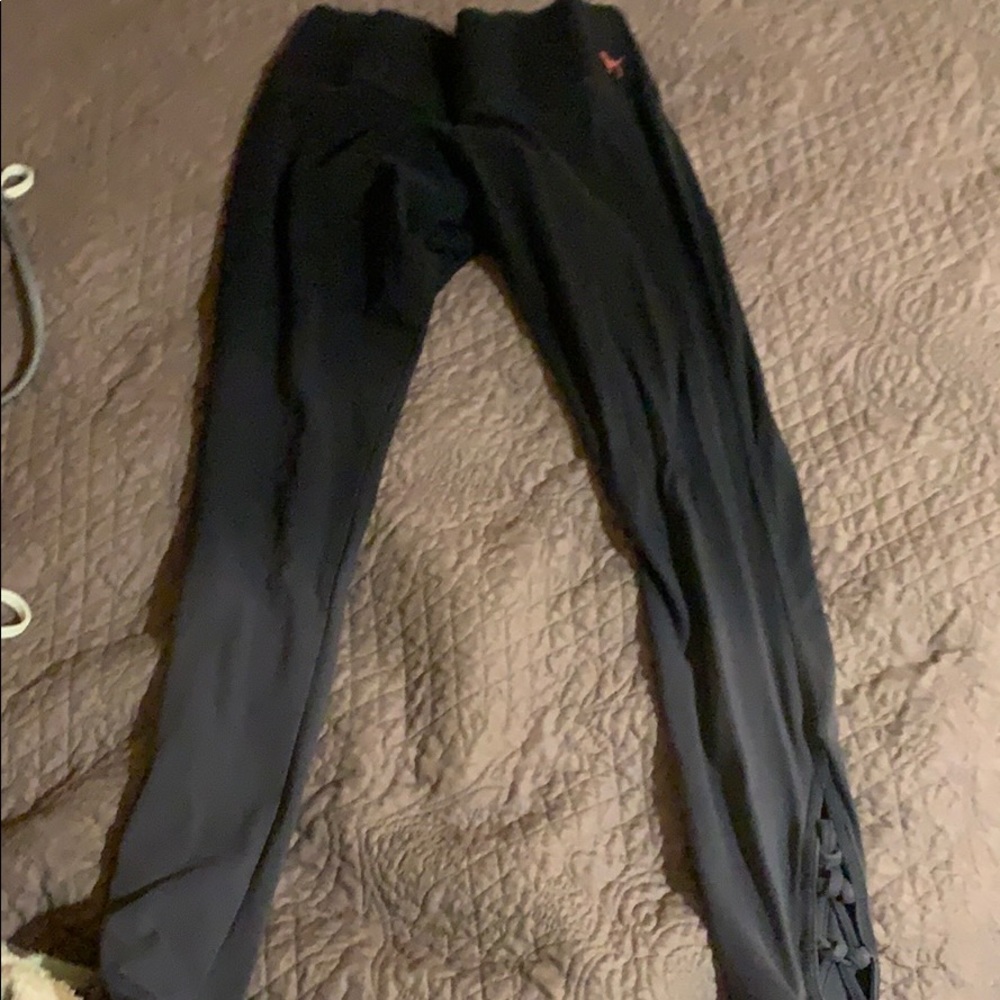 pink leggings